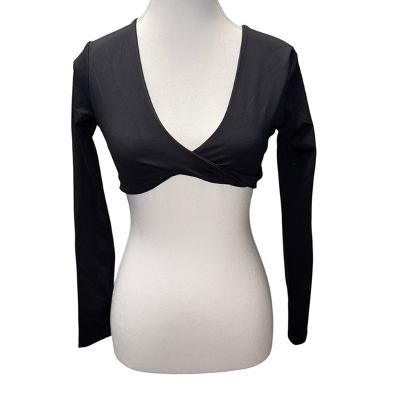 Molly Green Long Sleeve Black Crop Top - Picture 1 of 3